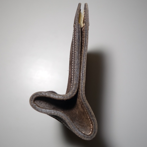 Vtg Gucci Suede Leather Clutch Bag Made In Italy w/ Hook & Loop Closure, Size S - Picture 8 of 11